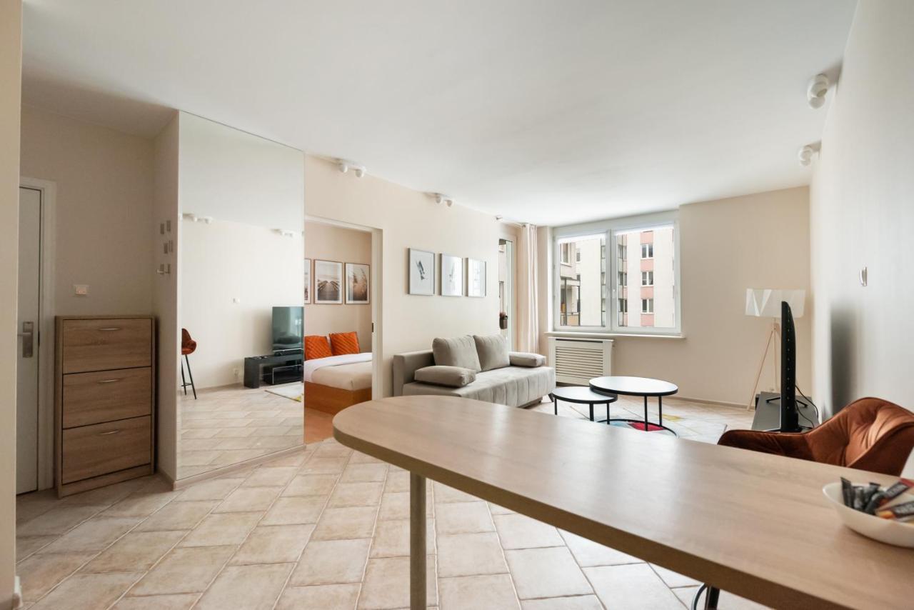 Praga Sulejkowska Comfort Apartment Varşovia Exterior foto